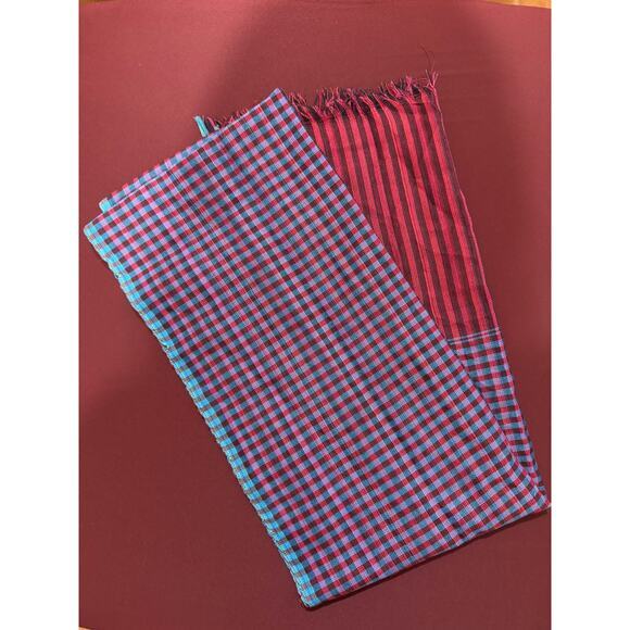 Artisan Womens Scarf Beautifully Handmade in Cambodia - Picture 3 of 5